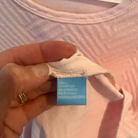 J. McLaughlin Light Pink Chevron Short Sleeve Tee - Picture 4 of 5